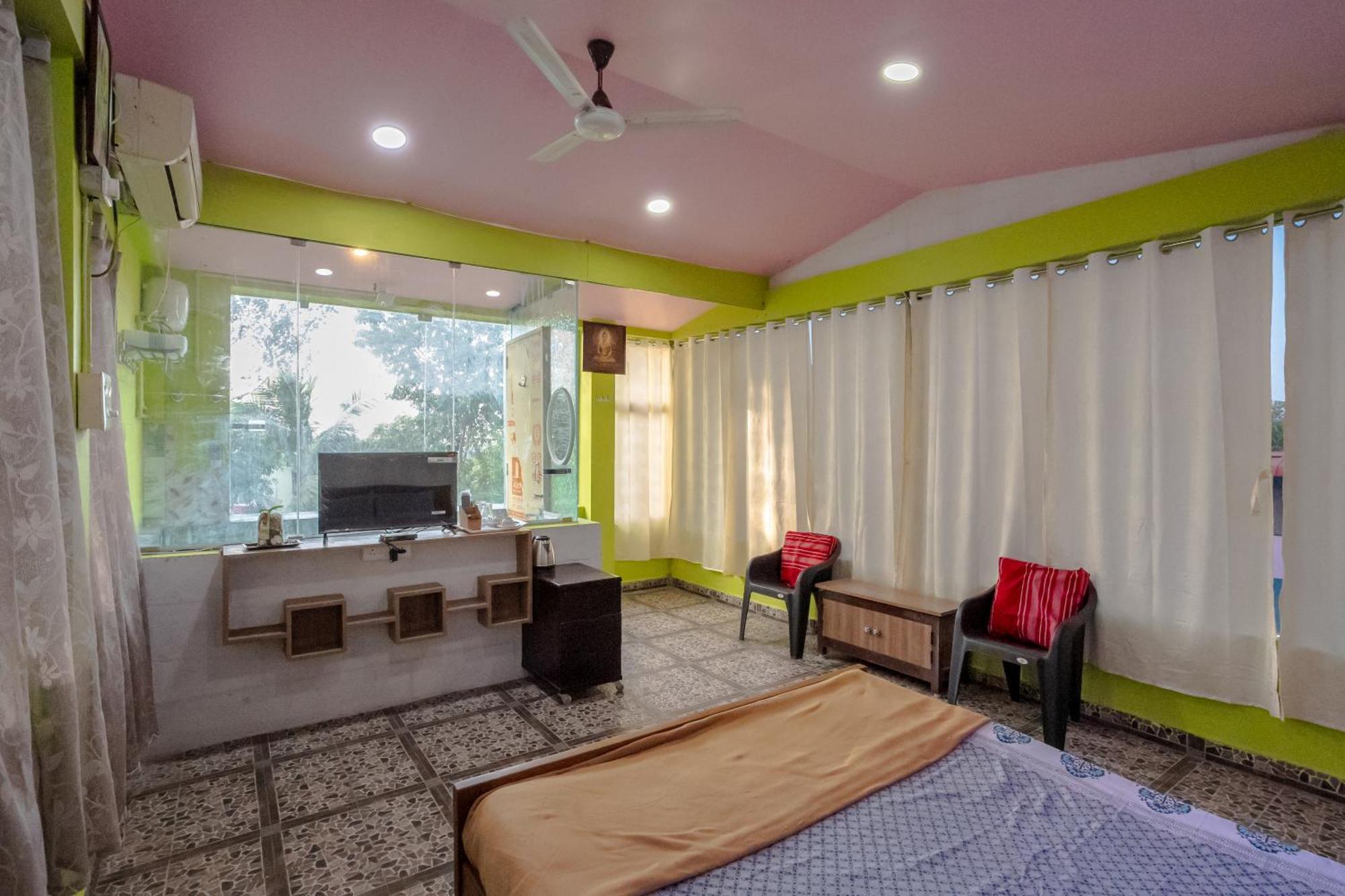 Ntr Garden Hotel Auroville Bagian luar foto