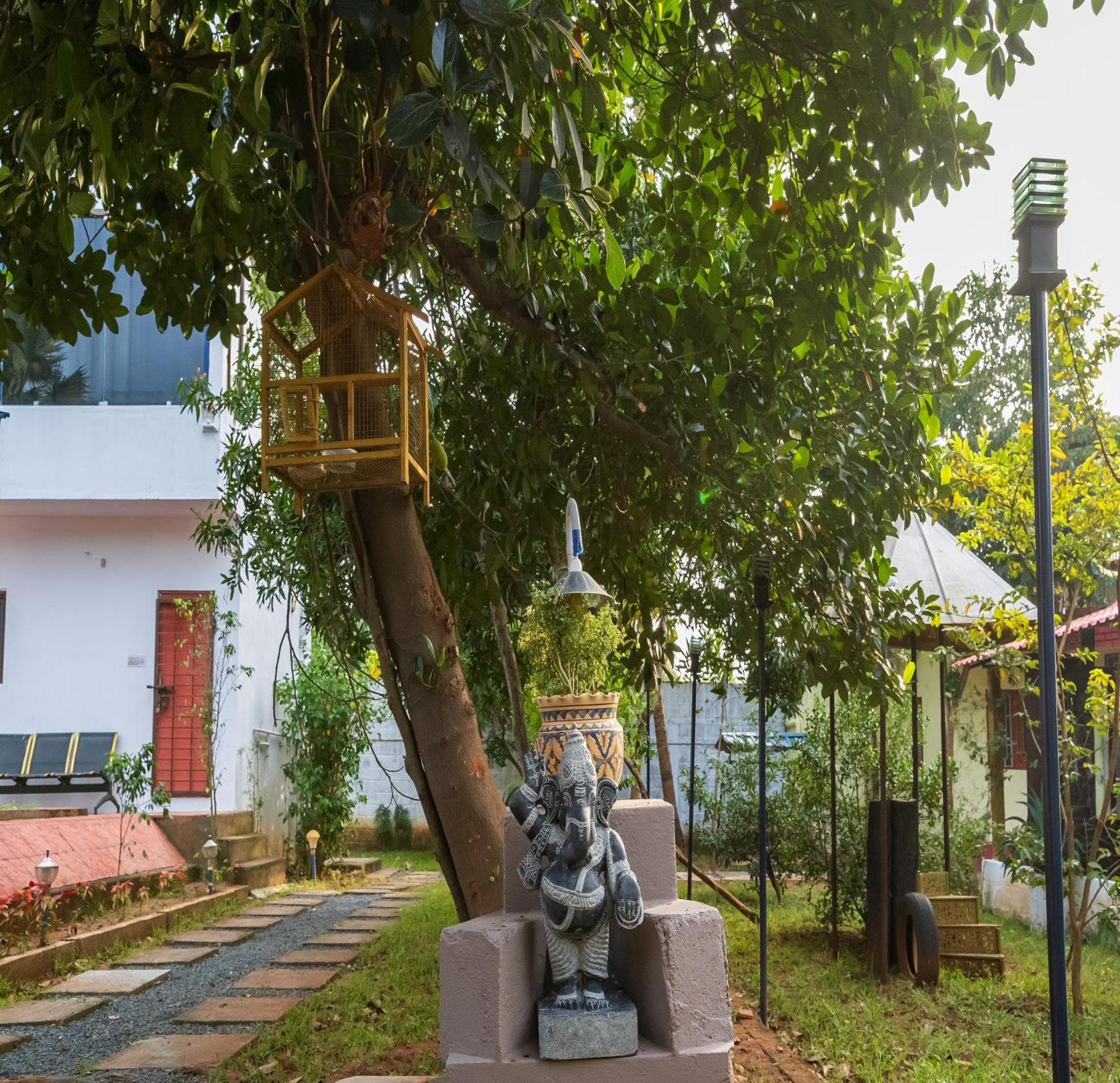 Ntr Garden Hotel Auroville Bagian luar foto